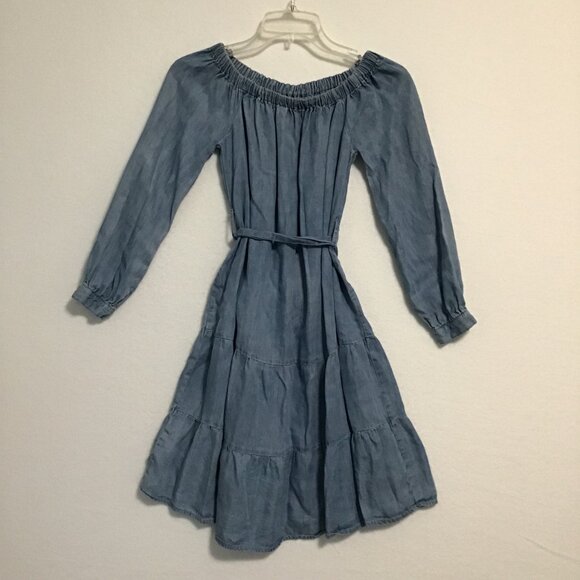 Velvet Heart Off Shoulder Dress with Tiered Skirt  Size XS - Picture 9 of 11
